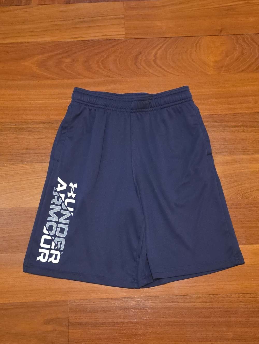 Under Armour Boys Navy Blue Athletic Shorts, Size M